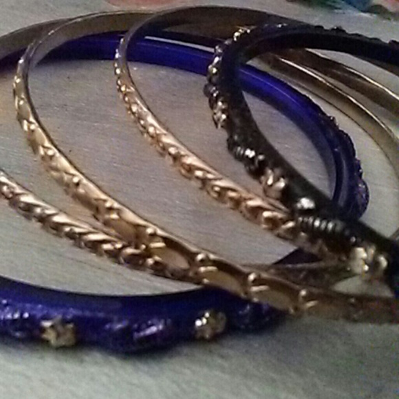 Vintage bracelets - Picture 5 of 5